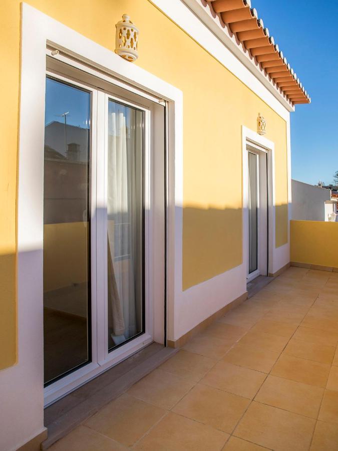 B34 - Central Townhouse In Lagos Villa Екстериор снимка