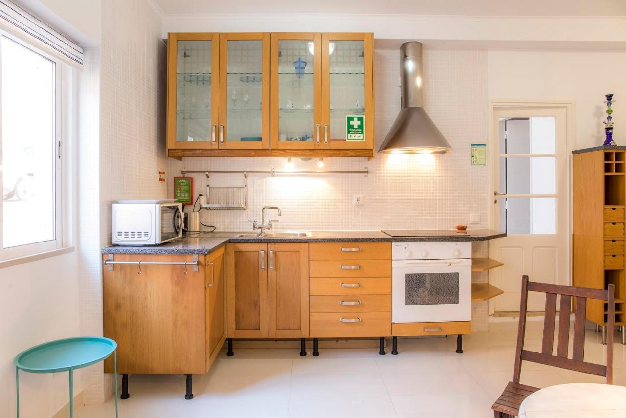 B34 - Central Townhouse In Lagos Villa Екстериор снимка